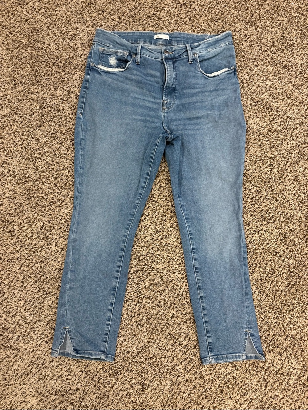 Good American Light Blue Cropped Ankle Jeans